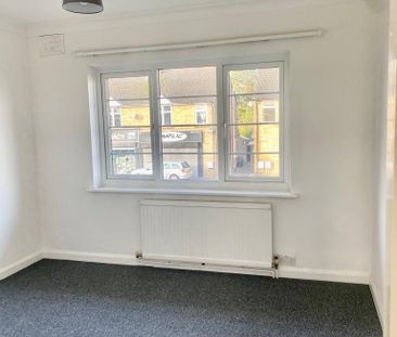 2 bedroom maisonette to rent - Photo 3