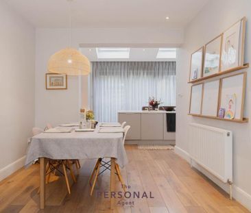 4 bedroom semi-detached house to rent - Photo 5