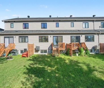 For Lease - 202 St Malo Place, Russell, Ontario - Photo 5