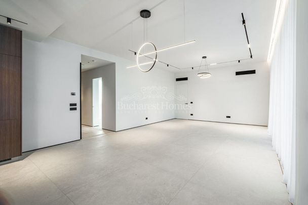 Luxurious Four Bedroom Villa - American International School - Photo 1