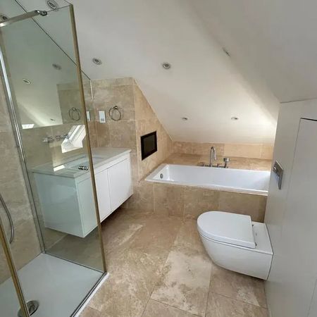 1 bedroom Flat to rent in South Hill Park, Hampstead, London, NW3 - Photo 4