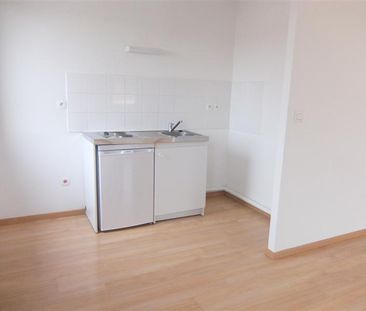Location Appartement 2 pièces 48m² ST SEBASTIEN SUR LOIRE 44230 - Photo 6