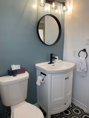 For Lease - 98 Cornell Centre Boulevard, Markham, Ontario - Photo 1