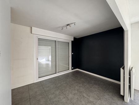 Location Appartement 3 pièces 75m² LAVAL 53000 - Photo 4