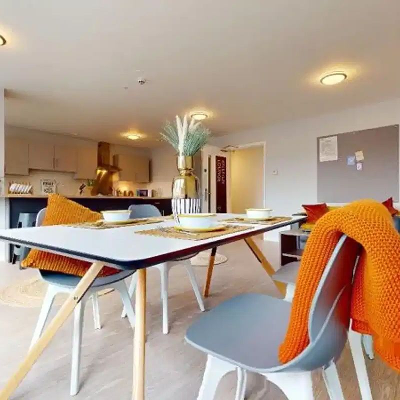 Gold En Suite - Photo 1