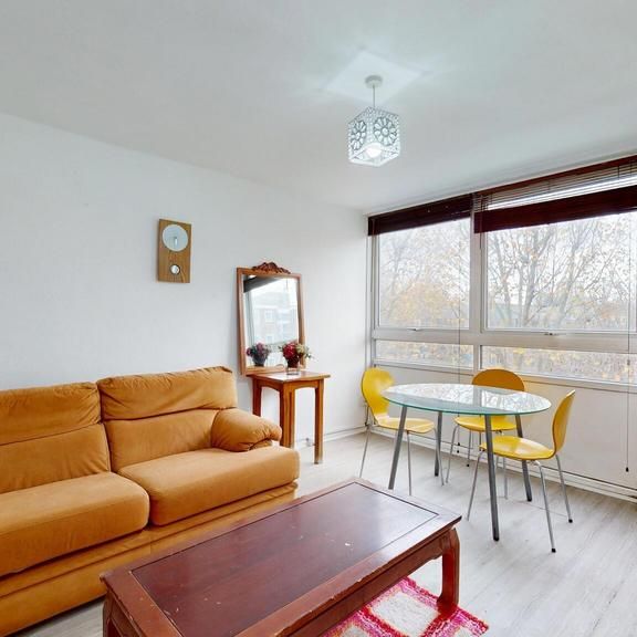 1 bedroom flat to rent - Photo 1