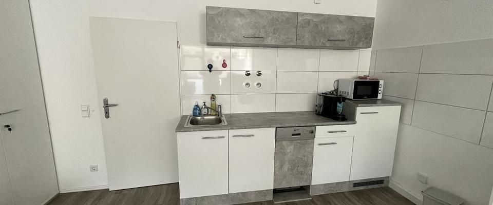 Apartment mit Einbauküche im- Erdgeschoss + Balkon - Foto 1