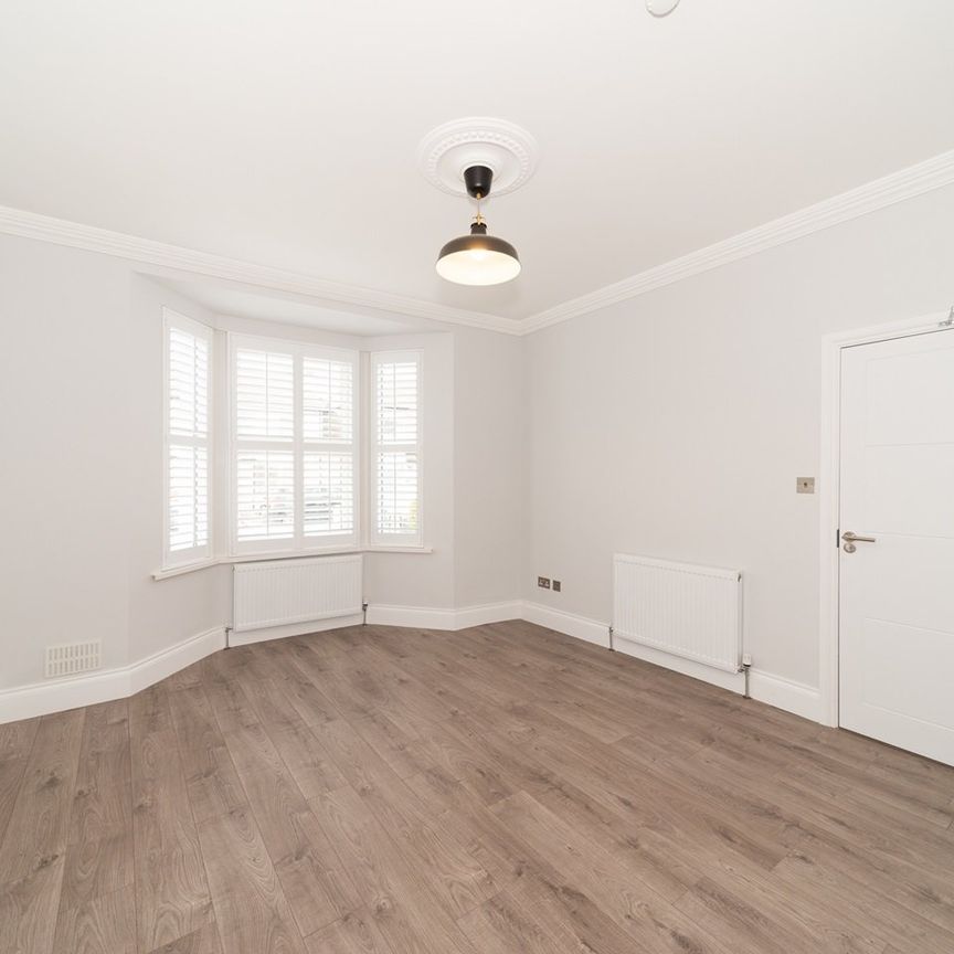Room in a Shared House, Rymer Road, CR0 - Photo 2