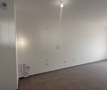 Appartement à louer 2 pièces • 38,70 m2 Marseille 14 - Photo 3