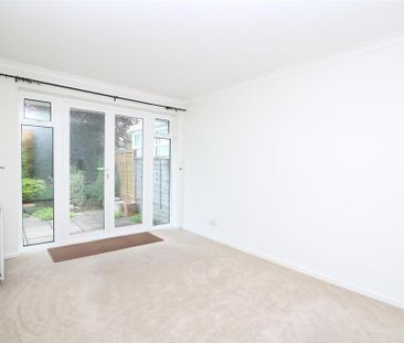 2 bedroom bungalow to rent - Photo 2