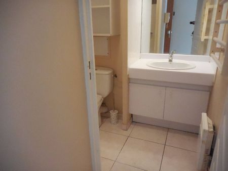 Location appartement 2 pièces 25.02 m² à Marseille 8e Arrondissement (13008) - Photo 3