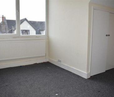 2 bedroom property to rent - Photo 3