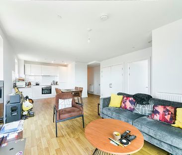 2 bedroom apartment - Photo 3