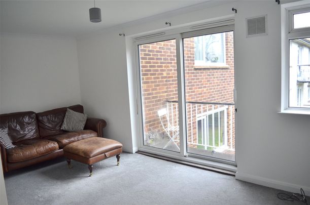 Godstone Mount, Downs Court Road, Purley, Surrey, CR8 - Photo 1