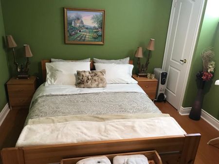 For Lease - 45 Farnham Drive, Richmond Hill, Ontario - Photo 2