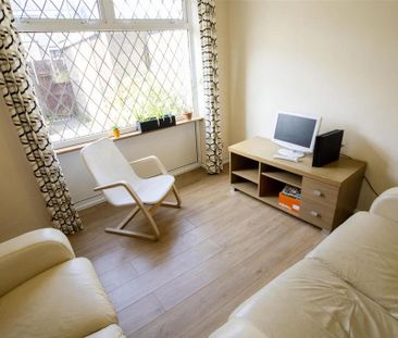 4 bedroom house to rent - Photo 1