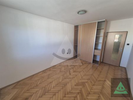 Prenájom, 2-izb. byt, 76 m – Fotografia 3