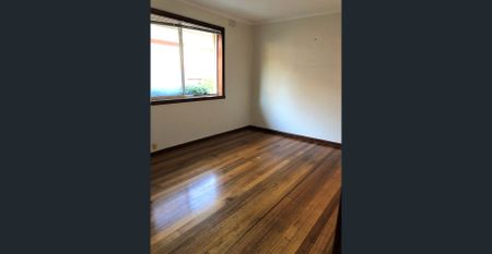 Close to Mitcham Station - Photo 3