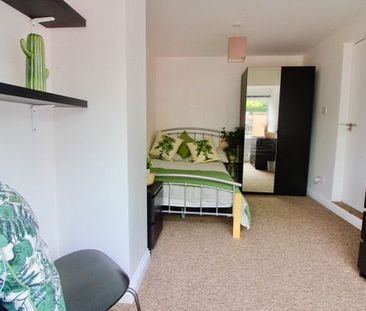 Bright Double -Horfield- Close to Employers - Photo 4