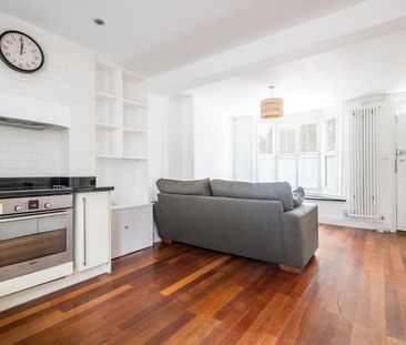 7 Robson Road - Photo 4