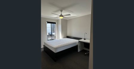 Fully furnished Private Room with Shared Bath & Bills Included! (Women Only) - Photo 5