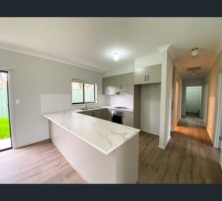 193 President Avenue, Andrews Farm, SA 5114 - Photo 4