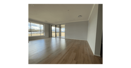 Family home. - Photo 2