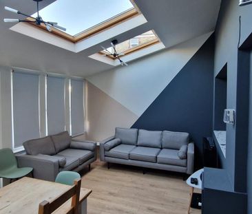 6 bedroom house - Photo 2