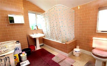 2 bedroom terraced house to rent - Photo 5