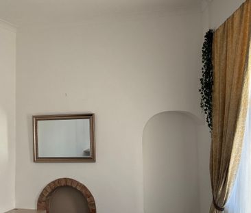 High Street - Photo 2