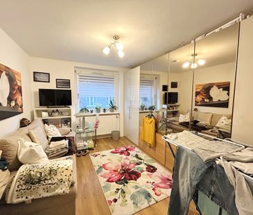 Wohnen im „SQUARE“- 3-Zimmer-Apartment mit moderner Küche und Balkon - Photo 1