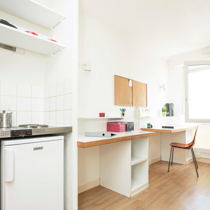 Résidences Nina, Pinta et Santa Maria pour étudiants et apprentis à Lorient - Photo 1