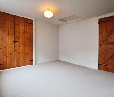 Saffron Walden, Essex - Photo 2