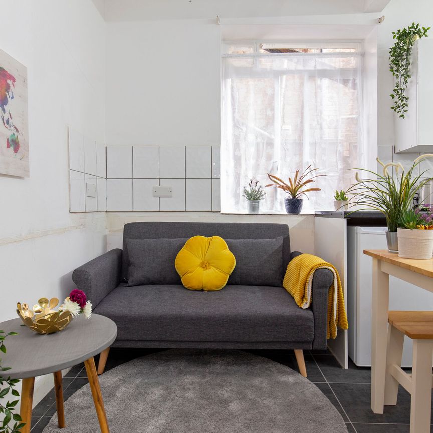 Large Victorian Property near to the vibe of Haringey Green Lanes Room 1 - Photo 1