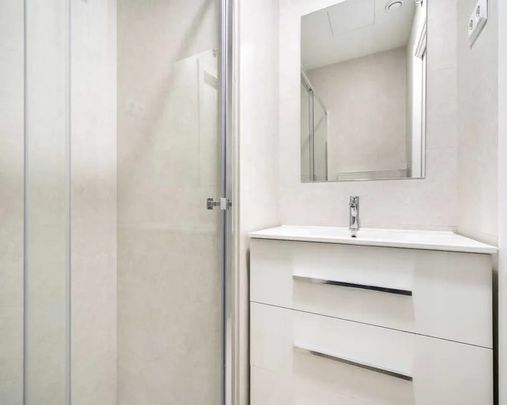 Calle de las Magnolias, Madrid, Community of Madrid 28029 - Photo 1