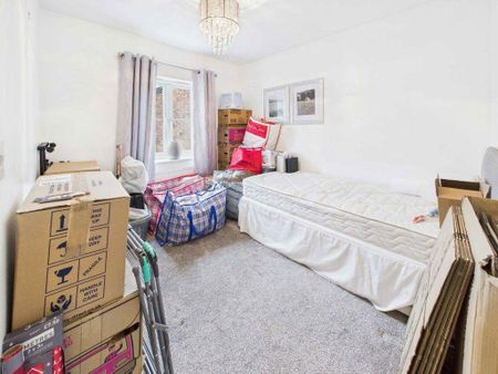 3 bedroom terraced house to rent - Photo 3