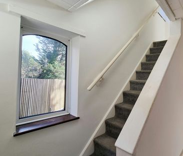 Semi-detached house to rent on - Photo 2