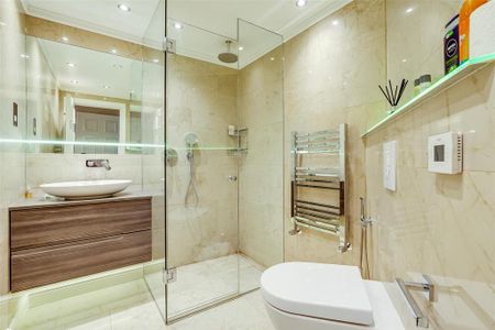 3 bedroom penthouse to rent - Photo 2