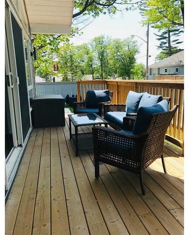 For Lease - 11 13th St S Street, Wasaga Beach, Ontario - Photo 2