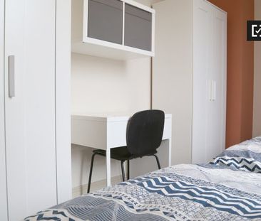 Room in shared apartment for rent in Inns Quay, Dublin - Photo 2