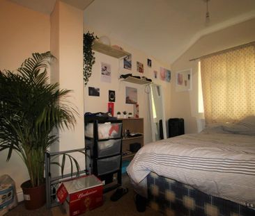 5 bedroom terraced house to rent - Photo 3