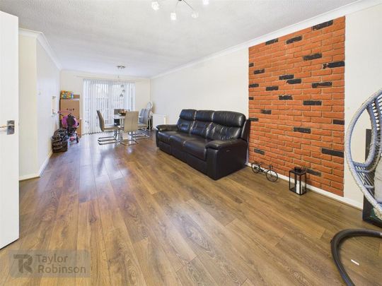 3 bedroom terraced house to rent - Photo 1