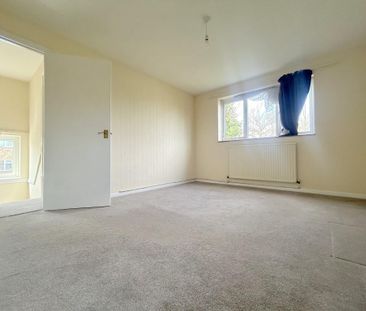 3 bedroom detached house to rent - Photo 4
