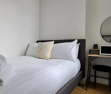 1 bedroom flat to rent - Photo 6