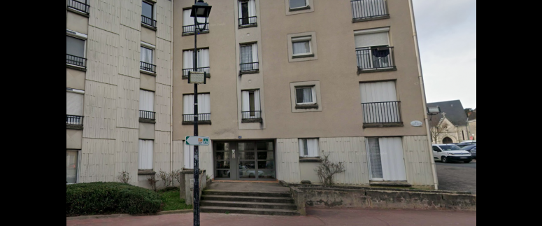 Location Appartement Studio 35 m² Châteauroux - Photo 1