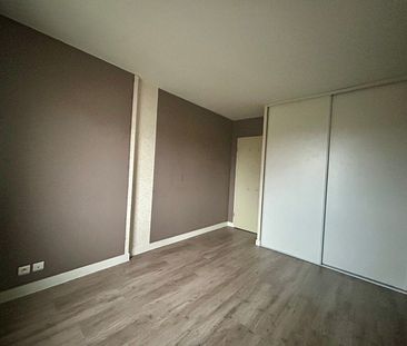 Location Appartement 2 pièces 48m² - Photo 2