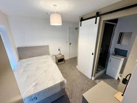 4 bedroom house share to rent - Photo 4