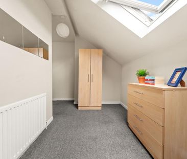 4 bedroom terraced house to rent - Photo 6