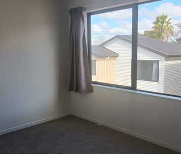 Modern Townhouse in a Great Location! - Photo 3