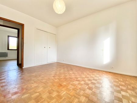 Location Maison 5 pièces 152m² BRIGNAIS 69530 - Photo 2